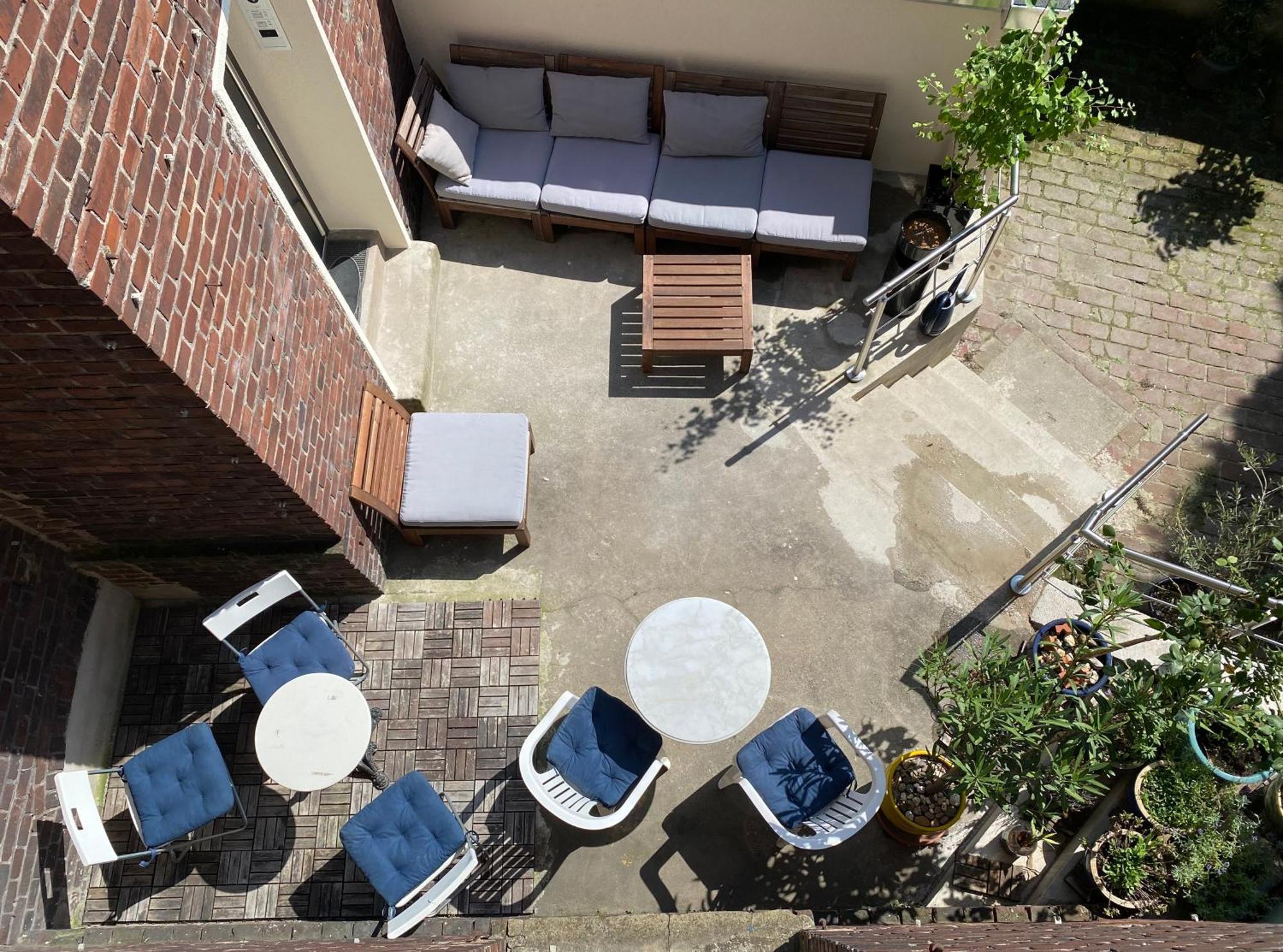 4 Rooms, Free Parking, 25 Min To Duesseldorf, 100 Mbps Wlan Duisburg